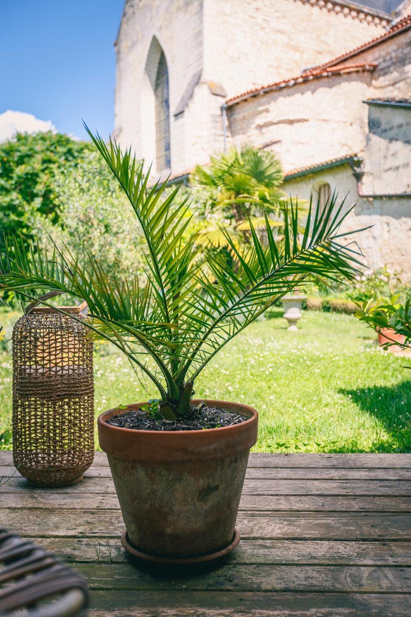 Le Prieure Sainte Croix Hotel Loudun Kültér fotó