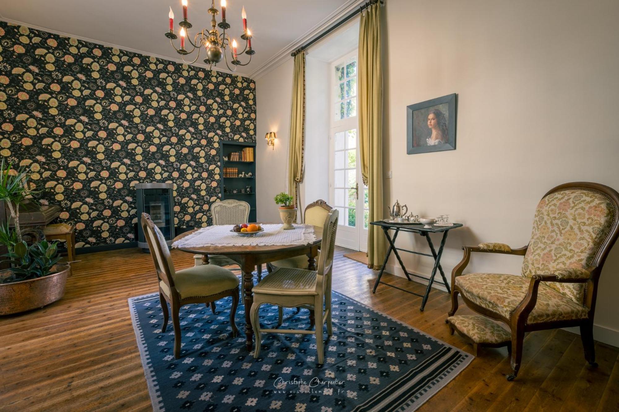 Le Prieure Sainte Croix Hotel Loudun Kültér fotó
