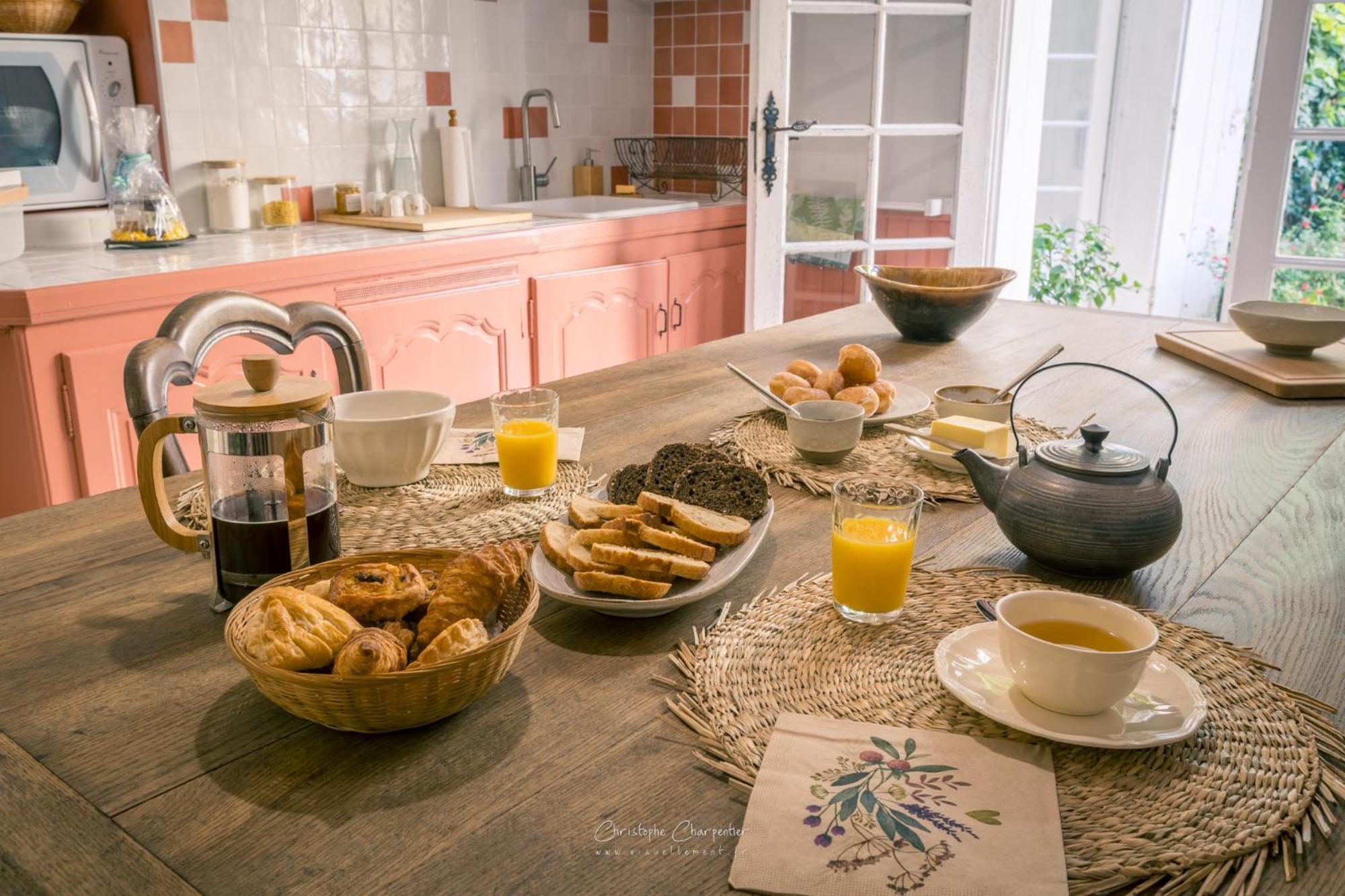 Le Prieure Sainte Croix Hotel Loudun Kültér fotó