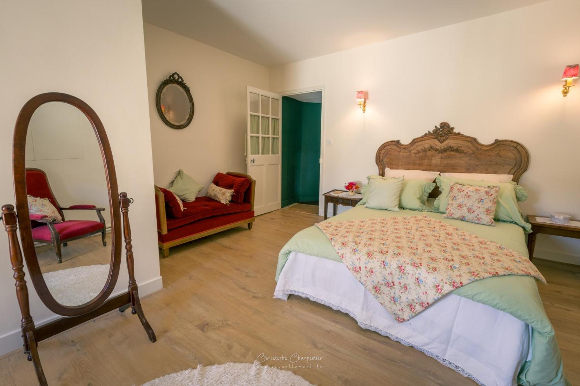 Le Prieure Sainte Croix Hotel Loudun Kültér fotó