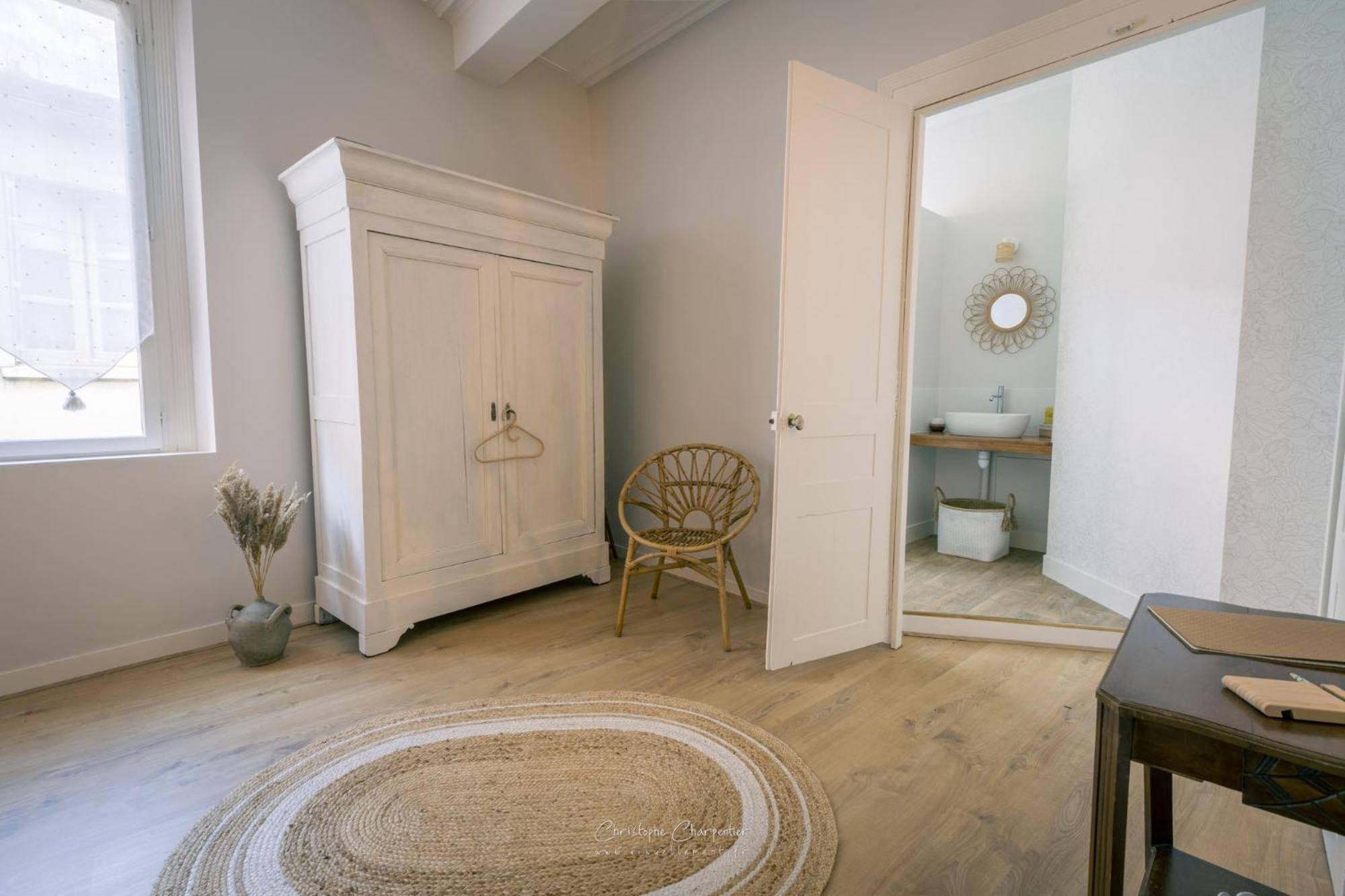 Le Prieure Sainte Croix Hotel Loudun Kültér fotó